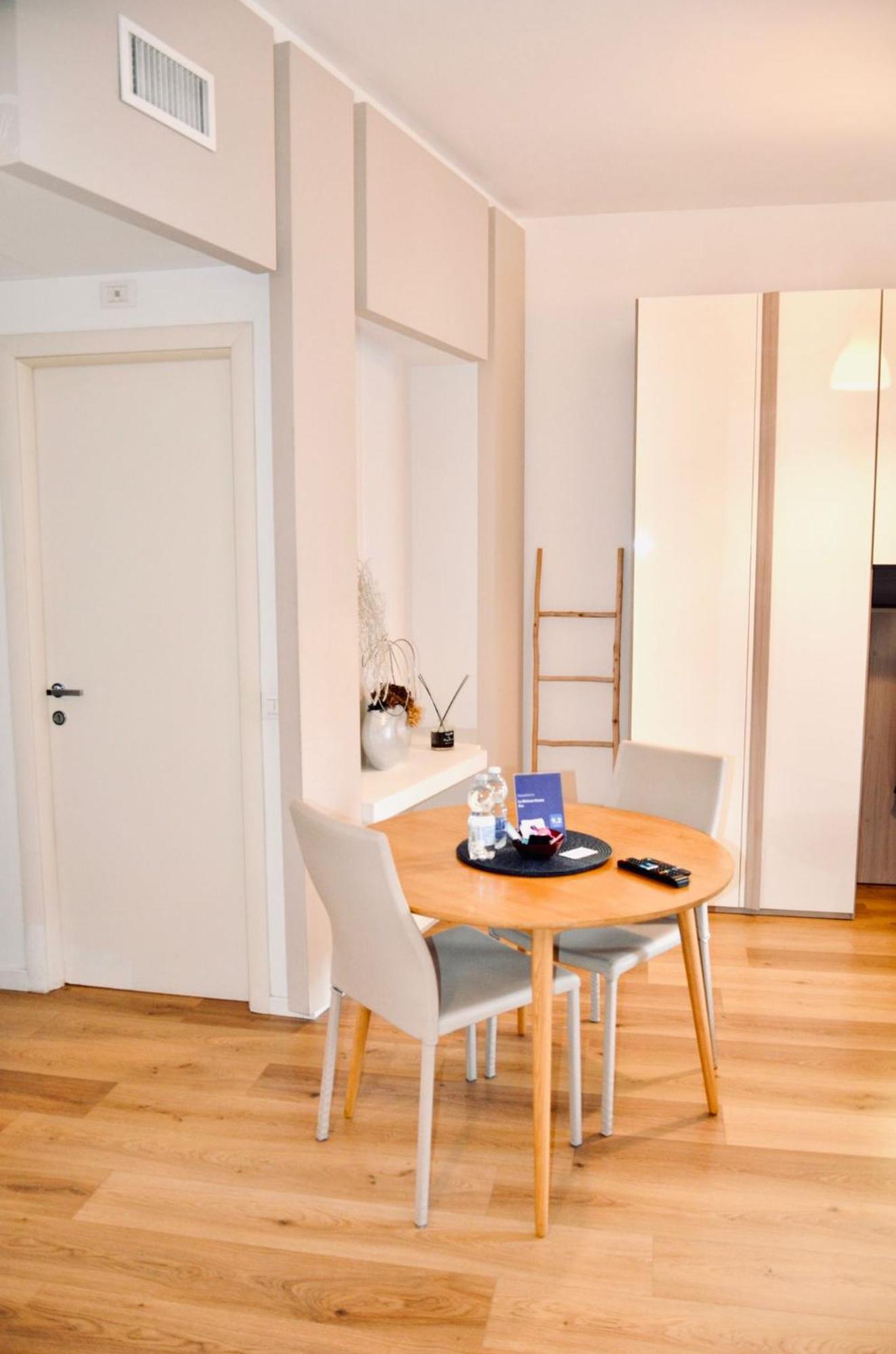 La Maison Eur Rom Exteriör bild